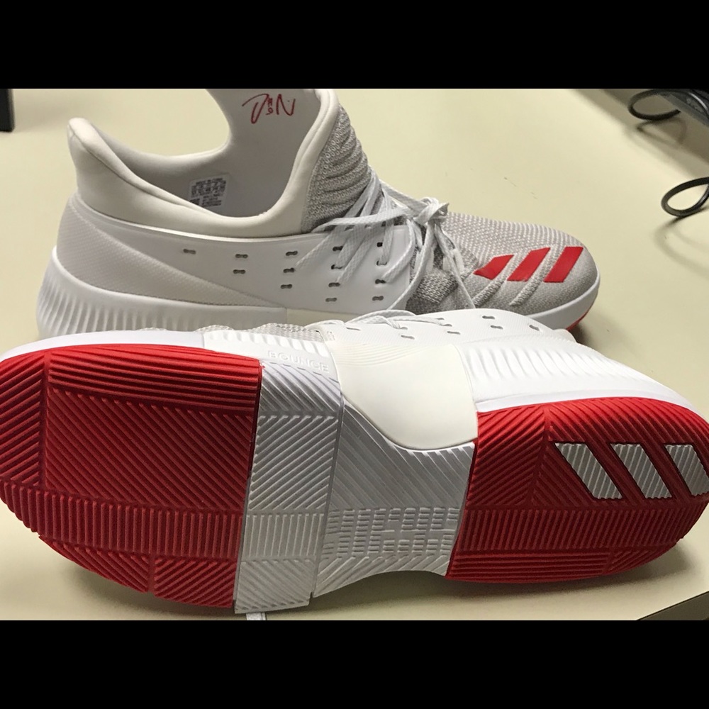 Dame Lillard 3 Men’s Basketball Shoes